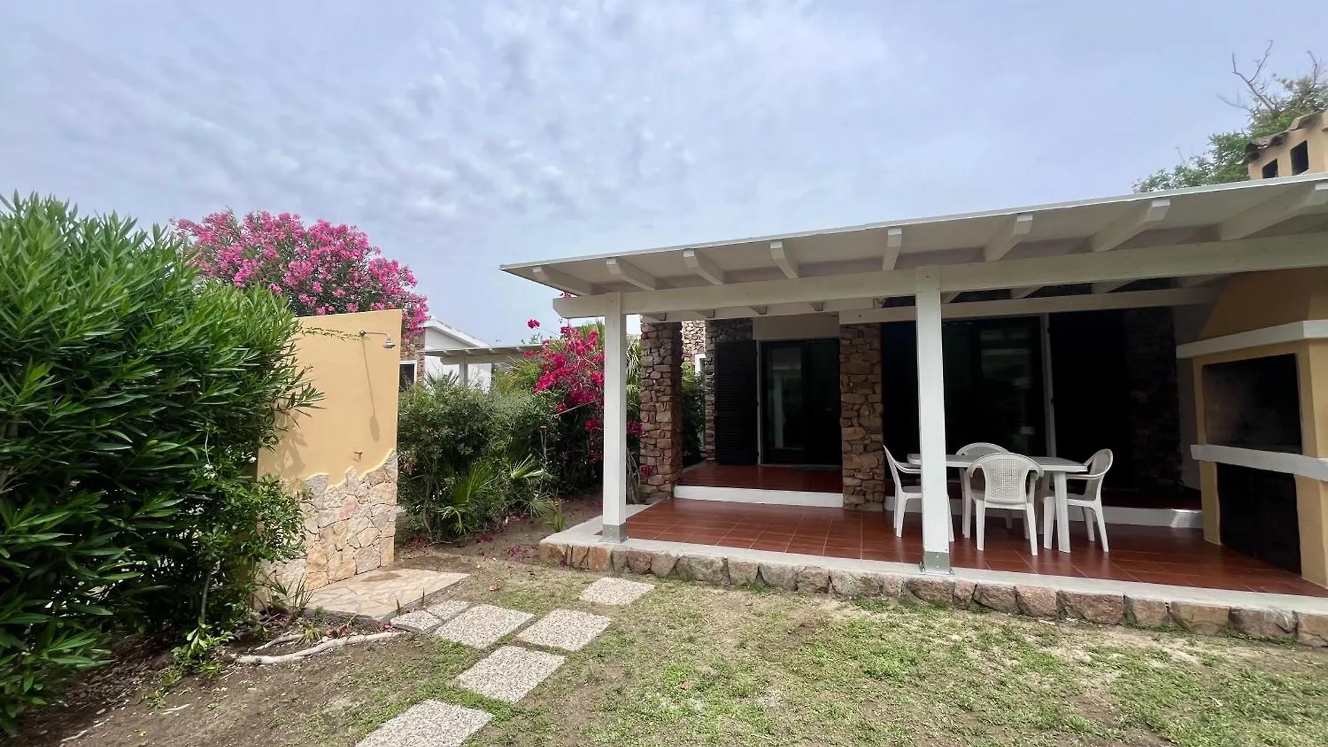 Vakantiehuis Villetta Vele 1 By La Via Del Mare Viaggi E Vacanze Simius